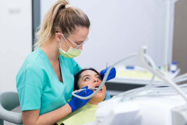 Best Emergency Dental Extractions in Emeryville, CA
